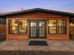 Guadalupe Bluff Bunk House 5 Bedroom Home by RedAwning