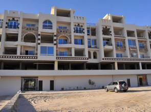 luxury Two bedroom Apartment with sea view