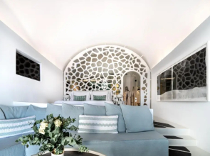 Grace Hotel, Auberge Collection