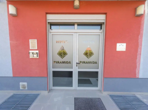 Hotel Piramida
