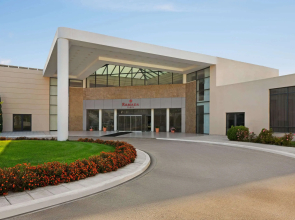 Ramada Plaza by Wyndham Thraki