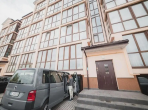 Kostjukowski Apartments Mudroho 12 V