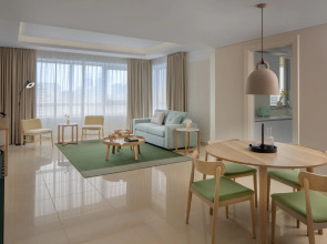 Staybridge Suites Dubai Internet City, an IHG Hotel