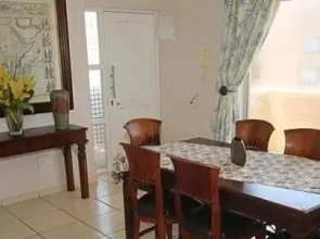 101 B Santorini, Margate
