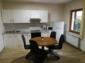 Zimzeleni Apartments