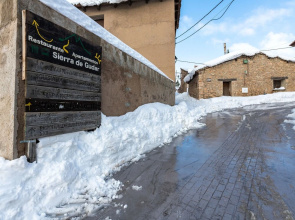 Quaint Apartment in Gudar With Heating