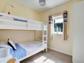 Swanky Holiday Home in Saint Merryn With Garden