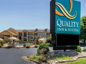 Quality Inn & Suites Sevierville - Pigeon Forge