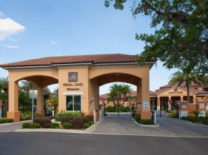 Spacious 2BR Townhome With Resort Access - Near Disney