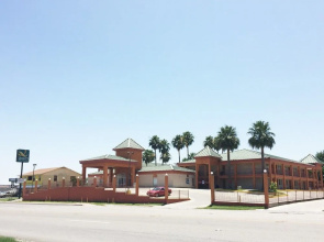 Quality Inn & Suites Eagle Pass