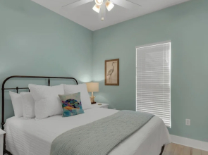 Fantastic Beach House, Gulf Access, Dog Friendly, Kid Friendly