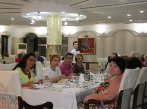 Отель Zargaron Plaza