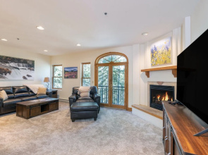 Bear Creek Lodge 303 3 Bedroom Condo by Alpine Lodging Telluride