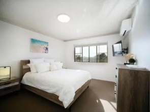 Oceancrest 12 - Pebbly Beach