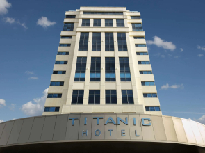 Titanic Business Kartal