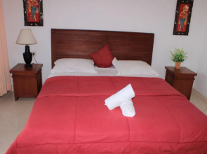 Arya Inn Enny Salon and Spa