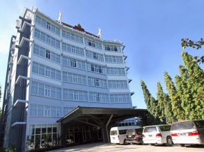 Hotel Varanathi