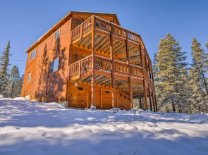 Fairplay House w/ Deck & Panoramic Nature Views!