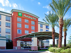 Holiday Inn Hotel & Suites PHOENIX AIRPORT by IHG