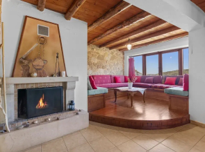 Countryside Apartment 1 With Shared Swimming Pool