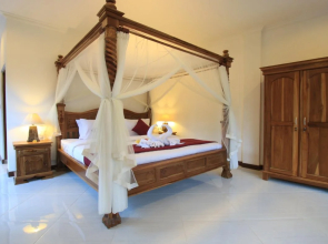 The Sunset House Ubud