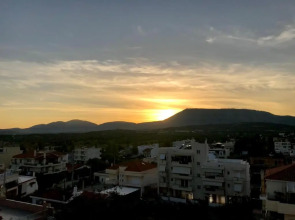 Nesto Athens Airport