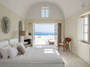 Aspaki Exclusive Hotel