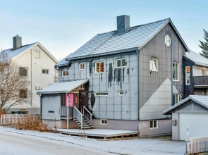 Auroras Friends Apartment - Hostel