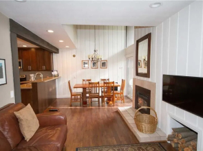 Mammoth Ski & Racquet Club #38 - Pet Okay 1 Bedroom 2 Bathrooms Condo