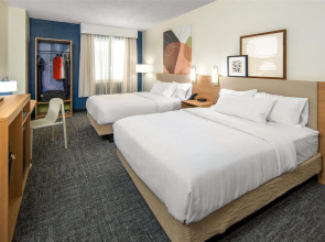 Spark by Hilton Cincinnati Airport South