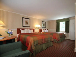 Skaket Beach Motel