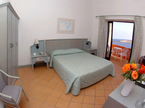 Comino Hotel