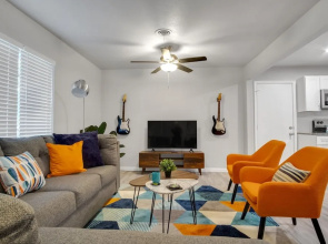 The Harmony Designer Home In Central Dfw 4 Bedroom Home by RedAwning