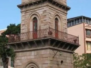 Kinzi House Apart Hotel