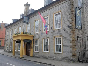 Langport Arms Hotel