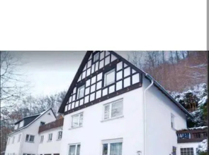 4 Erw. 1 Ki. Ski Entspannung Terasse Ausblick