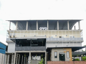 Sm House by OYO Rooms