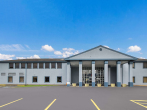 Rodeway Inn Conference Center