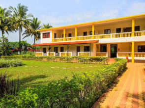 OYO 19953 Morjim Beach Resort