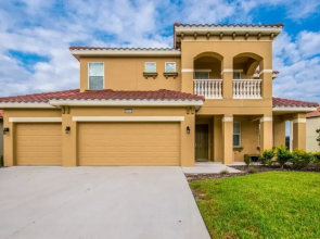 6 Bed 5 Ba Villa with Games & Pool