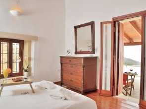 Mylo Villa