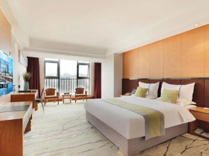 Siji Qianjing Hotel（Colorful Square, Huanghe Road, Guiyang））