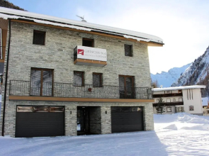 Grischuna Mountain Lodge