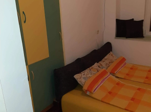 Apartment NIKOLA ORANGE