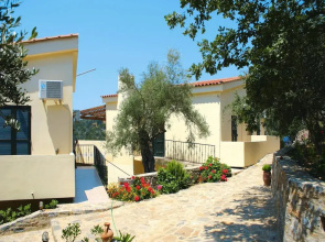 Apartments Aposperitis, Drosia