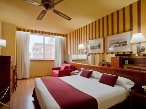 Отель Ilunion Les Corts Spa