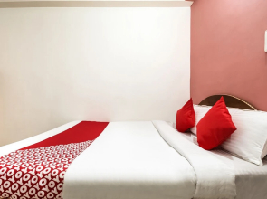 OYO Flagship 45852 Hotel Happy Journey