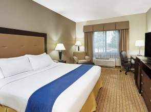 Holiday Inn Express Hotel & Suites Madison-Verona by IHG