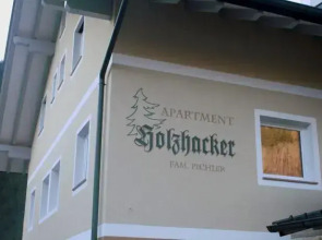 Apartment Holzhacker