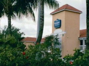 Homestead Studio Suites-Miami-Airport-Doral